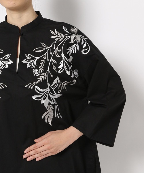 PAGEBOY(ページボーイ)の「エンブロイダリーワンピース(チュニック・レディース・オフホワイト/ブラック・FREE)」の13枚目の写真