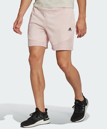 adidas（アディダス）の「草木染めショーツ / アディダス / ハーフパンツ（ジェンダーニュートラル/メンズ/レディース）（スウェットパンツ・ピンク系）」