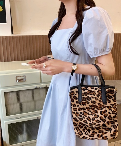 Opinion korean town（オピニオン コリアン タウン）の「YUGA バックオープン　パフスリーブフレアワンピース（ワンピース・レディース・ホワイト/ライトブルー/オレンジ/ライトイエロー/ブラック・FREE）」の18枚目の写真