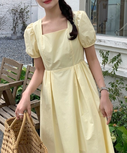 Opinion korean town（オピニオン コリアン タウン）の「YUGA バックオープン　パフスリーブフレアワンピース（ワンピース・レディース・ホワイト/ライトブルー/オレンジ/ライトイエロー/ブラック・FREE）」の22枚目の写真