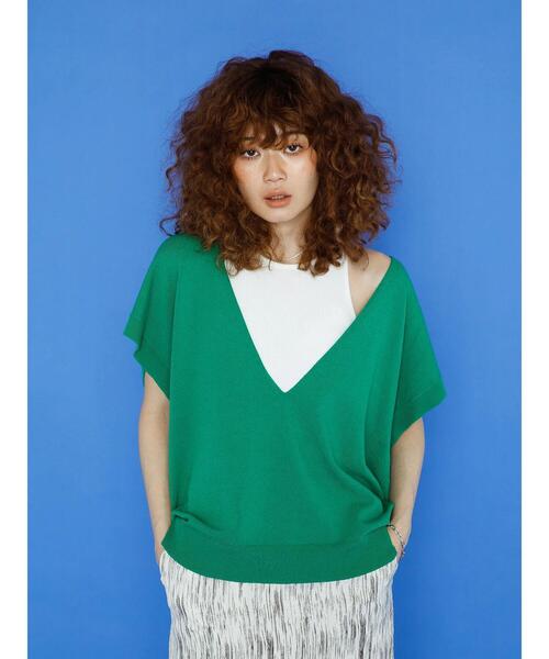 koe(コエ)の「タンク付きドライタッチVネックニットプルオーバー*(ニット/セーター・レディース・オレンジ/ブラック/ベージュ/グリーン・FREE)」の8枚目の写真