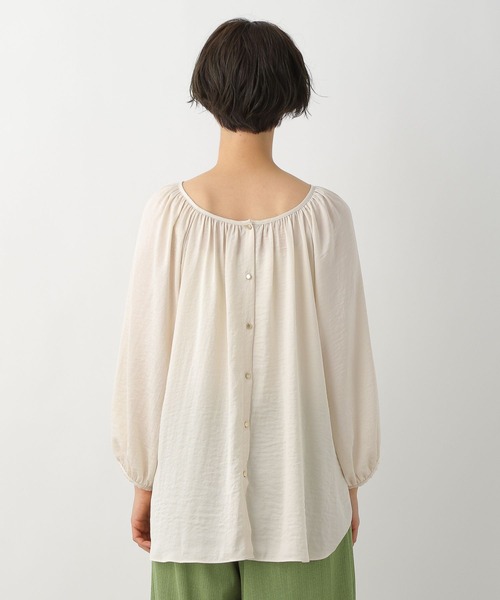 LEPSIM（レプシィム）の「2WAYギャザーブラウス　273844（シャツ/ブラウス・レディース・カーキ/ライトピンク/オフホワイト/ネイビー・FREE）」の9枚目の写真