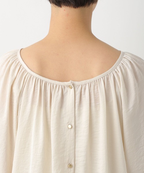 LEPSIM（レプシィム）の「2WAYギャザーブラウス　273844（シャツ/ブラウス・レディース・カーキ/ライトピンク/オフホワイト/ネイビー・FREE）」の22枚目の写真