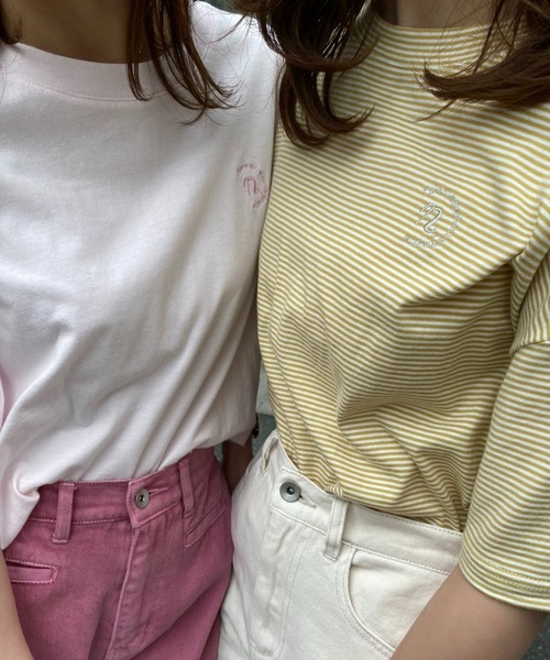 one after another NICE CLAUP（ワンアフターアナザーナイスクラップ）の「オーガニックコットンn刺しゅうTee（Tシャツ/カットソー・レディース・オフホワイト/ブラック系その他/グリーン/イエロー系その他/ベビーピンク・FREE）」の9枚目の写真