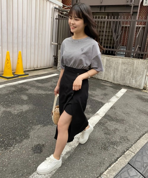 one after another NICE CLAUP（ワンアフターアナザーナイスクラップ）の「オーガニックコットンn刺しゅうTee（Tシャツ/カットソー・レディース・オフホワイト/ブラック系その他/グリーン/イエロー系その他/ベビーピンク・FREE）」の6枚目の写真