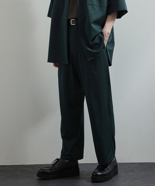 JUNRED（ジュンレッド）の「ノータックワイドストレートパンツ（その他パンツ・メンズ・ベージュ系その他/グリーン/ライトグレー・S/L/M）」の3枚目の写真