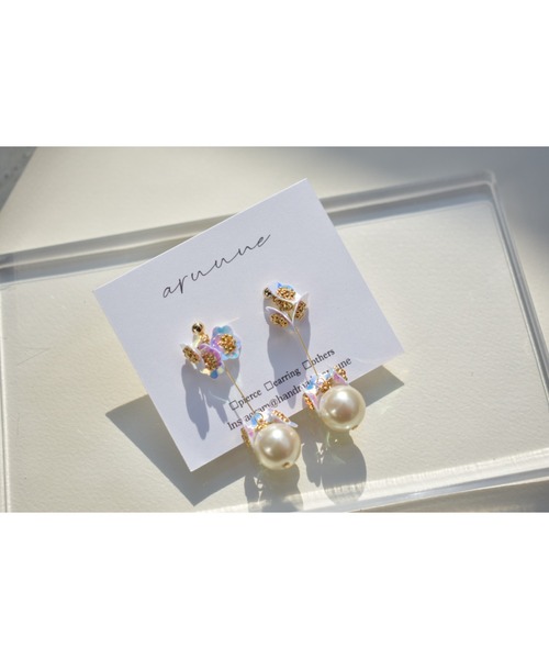 tone(トーン)の「【aruune】flower×pearl/ピアス(MA)(ピアス(両耳用)・レディース・ホワイト・FREE)」の3枚目の写真