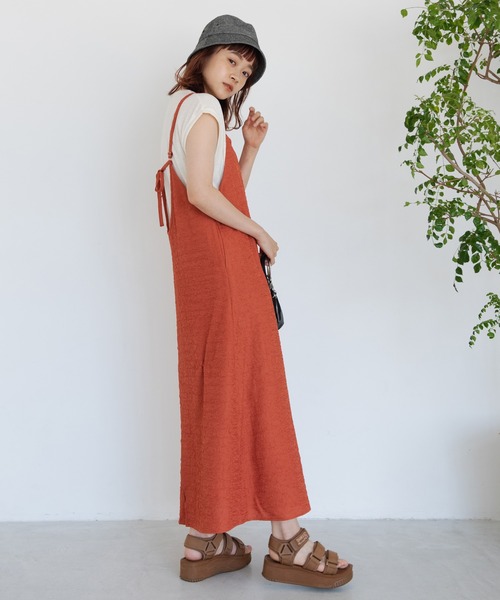 Crisp（クリスプ）の「クリンクルキャミワンピース（ワンピース・レディース・オレンジ/グリーン/アイボリー・FREE）」の6枚目の写真