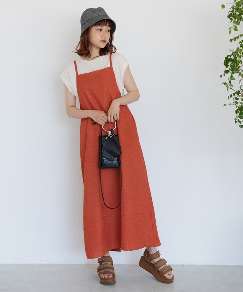 Crisp（クリスプ）の「クリンクルキャミワンピース（ワンピース・レディース・オレンジ/グリーン/アイボリー・FREE）」の8枚目の写真