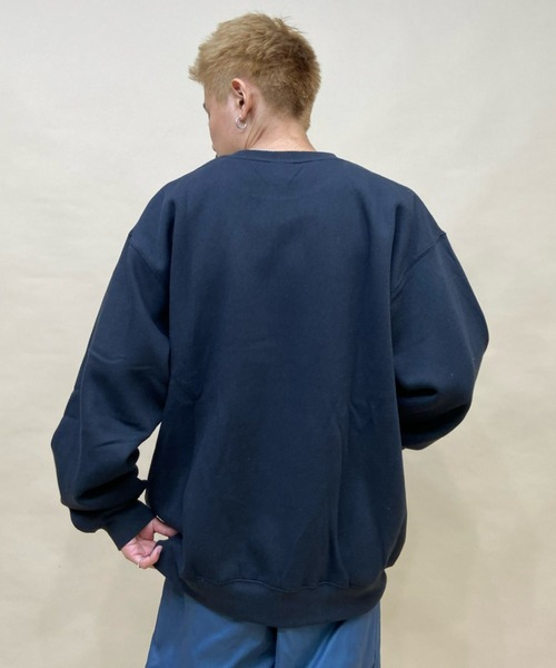 Champion（チャンピオン）の「CHAMPION/チャンピオン オーバーサイズ カレッジロゴ クルーネックスウェット/裏起毛トレーナー アメカジ ロゴプリントトレーナー/セットアップ対応 C3-W027（スウェット・メンズ・ブラック/ネイビー/グレー・M/L/XL）」の12枚目の写真
