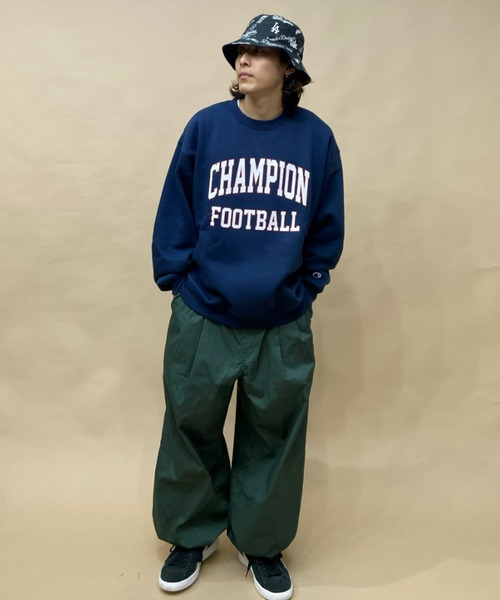 Champion（チャンピオン）の「CHAMPION/チャンピオン オーバーサイズ カレッジロゴ クルーネックスウェット/裏起毛トレーナー アメカジ ロゴプリントトレーナー/セットアップ対応 C3-W027（スウェット・メンズ・ブラック/ネイビー/グレー・M/L/XL）」の21枚目の写真