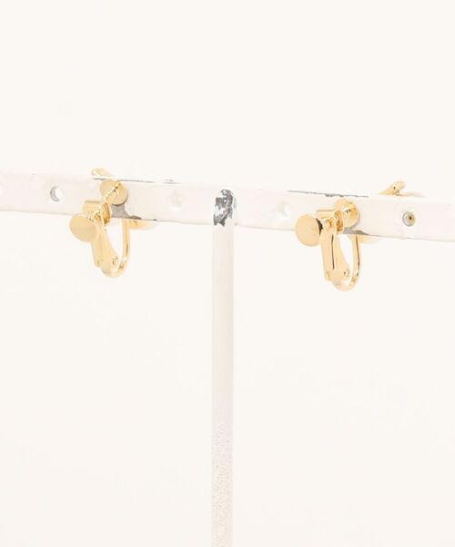 flower（フラワー）の「フローパールイヤリング（イヤリング・レディース・ゴールド・FREE）」の2枚目の写真