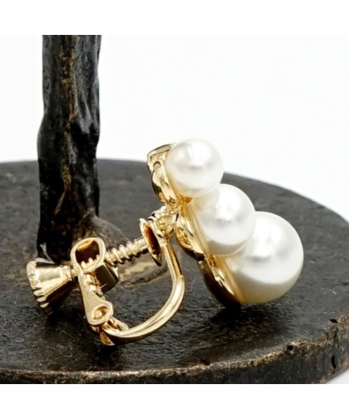 flower（フラワー）の「フローパールイヤリング（イヤリング・レディース・ゴールド・FREE）」の13枚目の写真