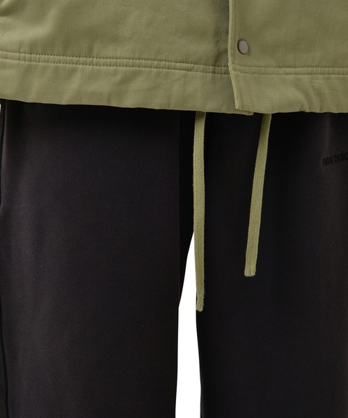 NEW BALANCE（ニューバランス）の「NB Athletics Nature State コーチジャケット（ブルゾン・メンズ・オフホワイト/オリーブ/ブラック・SMALL/MEDIUM/LARGE/X-LARGE/XX-LARGE）」の10枚目の写真