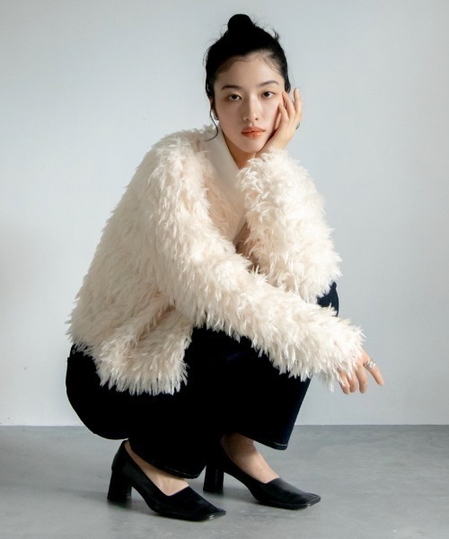 VACANCY（ヴァカンシー）の「カットフリンジカーディガン（カーディガン/ボレロ・レディース・ブラック/アイボリー/ブルー・FREE）」の7枚目の写真