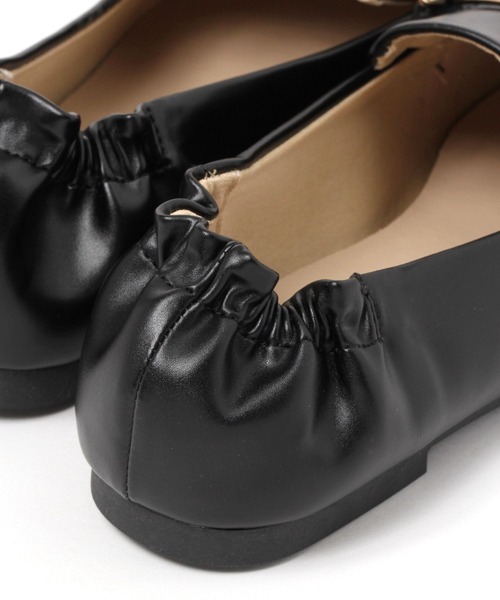 LAKOLE（ラコレ）の「ビットギャザーローファー / 352610（ローファー・レディース・ブラック/ブラウン/アイボリー・MEDIUM/LARGE/SMALL）」の10枚目の写真