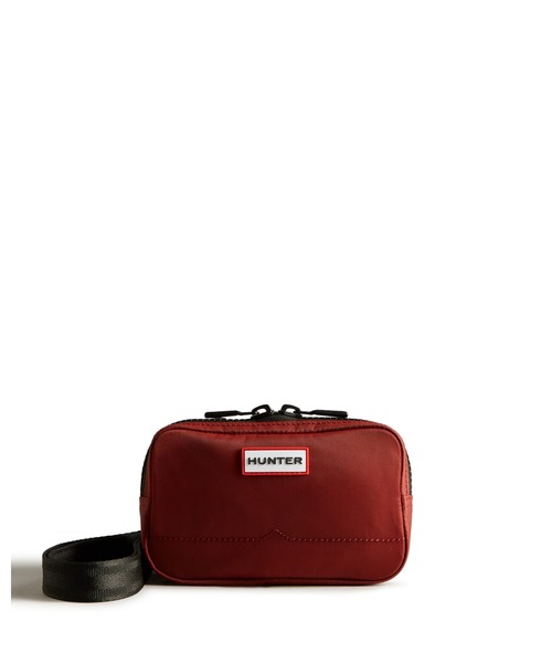 HUNTER（ハンター）の「NYLON KEEPER PHONE POUCH（ボディバッグ/ウエストポーチ・レディース・ブラック/ネイビー/レッド/オレンジ/グリーン/ピンクベージュ/オフホワイト/ダークオリーブ・FREE/ONE SIZE）」の7枚目の写真