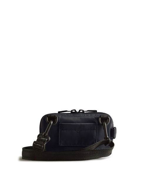 HUNTER（ハンター）の「NYLON KEEPER PHONE POUCH（ボディバッグ/ウエストポーチ・レディース・ブラック/ネイビー/レッド/オレンジ/グリーン/ピンクベージュ/オフホワイト/ダークオリーブ・FREE/ONE SIZE）」の15枚目の写真