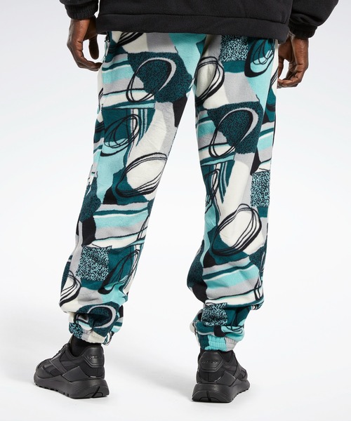 Reebok(リーボック)の「クラシックス ウィンター パンツ / Classics Winter Pants(その他パンツ・メンズ・ブルー/ブラック・LARGE/MEDIUM/X-LARGE/SMALL/XXX-LARGE/XX-LARGE/X-SMALL)」の6枚目の写真