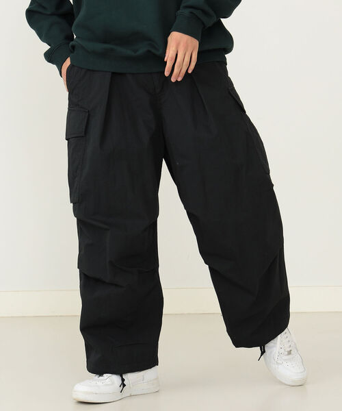 BEAMS HEART(ビームスハート)の「BEAMS HEART / バルーン カーゴ パンツ(カーゴパンツ・メンズ・ブラック/オリーブ・SMALL/MEDIUM/LARGE)」の1枚目の写真