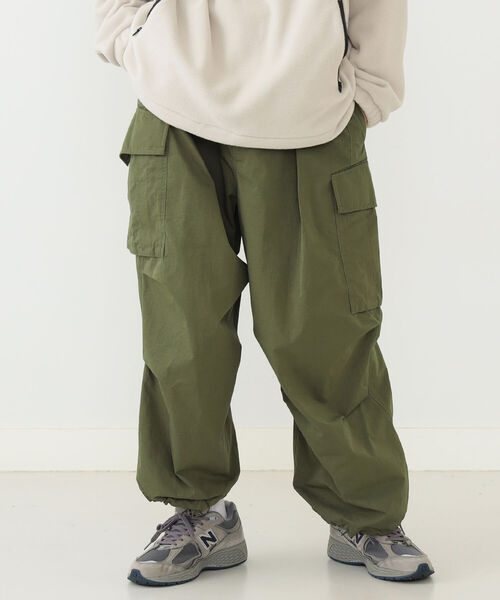 BEAMS HEART(ビームスハート)の「BEAMS HEART / バルーン カーゴ パンツ(カーゴパンツ・メンズ・ブラック/オリーブ・SMALL/MEDIUM/LARGE)」の9枚目の写真