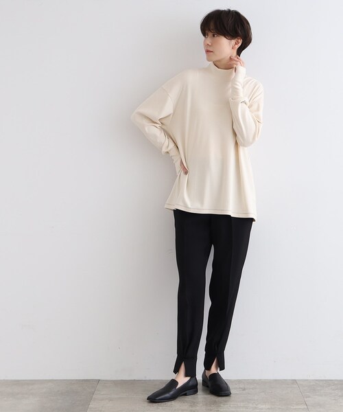INDIVI(インディヴィ)の「【LIFE】オーガニックハイネックトップス(Tシャツ/カットソー・レディース・ナチュラル・38)」の2枚目の写真