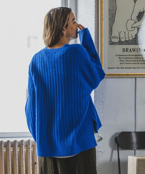 BAYFLOW（ベイフロー）の「ワイドリブＶネックニットプルオーバー（ニット/セーター・レディース・グリーン/ピンク/ブルー/オフホワイト/チャコールグレー・FREE）」の15枚目の写真