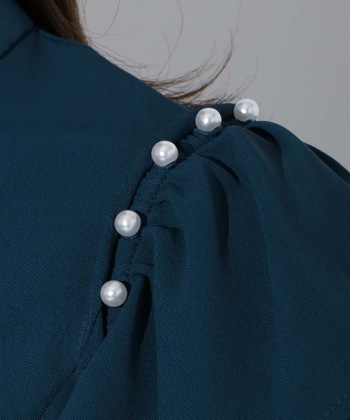★AndCoutureパール肩開きミニワンピース 38 新品 タグ付き 2way AND COUTURE（アンドクチュール）の「パール肩開きミニ