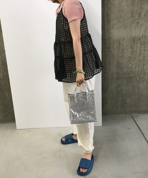 Casselini（キャセリーニ）の「Casselini(キャセリーニ)スパンコールボックストート（ハンドバッグ・レディース・ホワイト/ブラック/シルバー・FREE）」の14枚目の写真