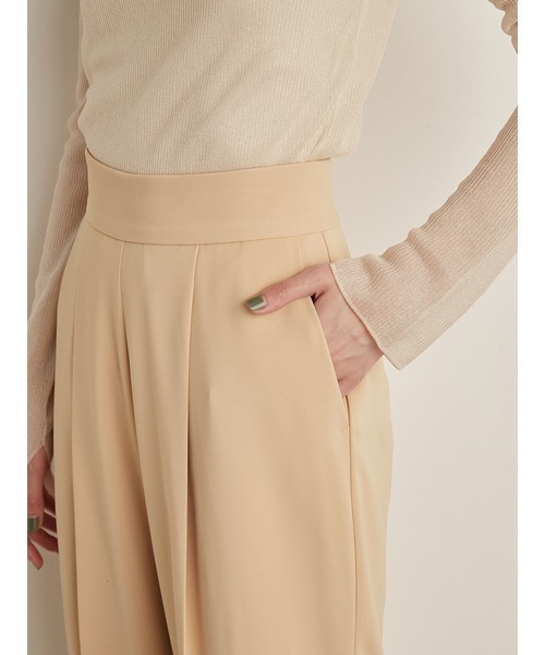 emmi（エミ）の「【emmi atelier】ハイウエストタックパンツ（スラックス・レディース・イエロー/ピンク/ブラック・1/0）」の13枚目の写真