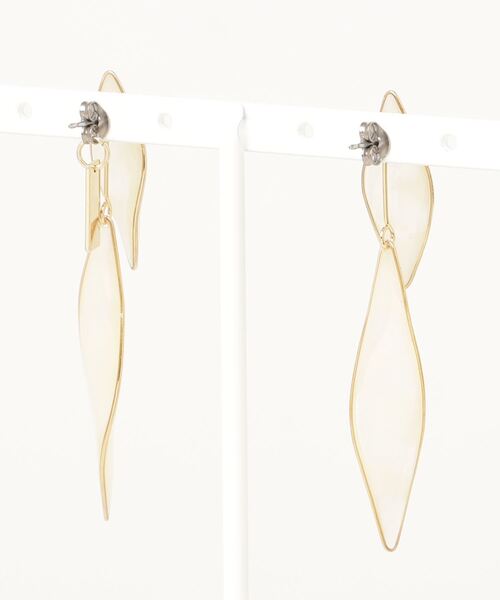 The Rule(ザルール)の「The Rule ザルール : Leaf 2way pierced earring 2連リーフ ピアス(ピアス(両耳用)・レディース・クリア/オフホワイト/グレー/ブラウン・FREE)」の11枚目の写真