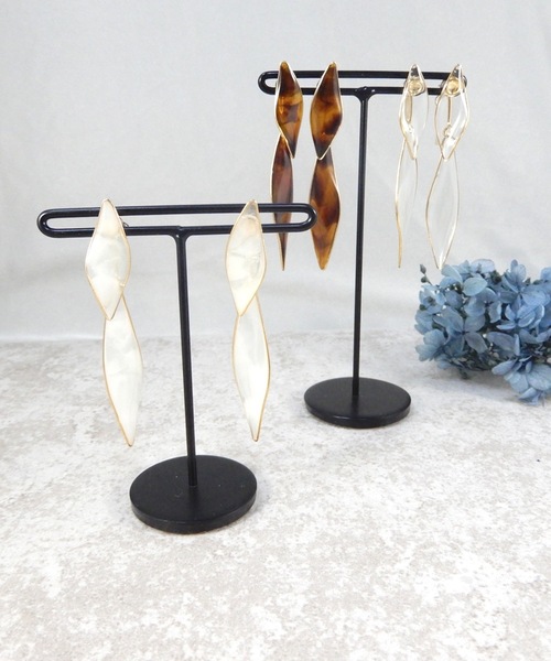 The Rule(ザルール)の「The Rule ザルール : Leaf 2way pierced earring 2連リーフ ピアス(ピアス(両耳用)・レディース・クリア/オフホワイト/グレー/ブラウン・FREE)」の10枚目の写真
