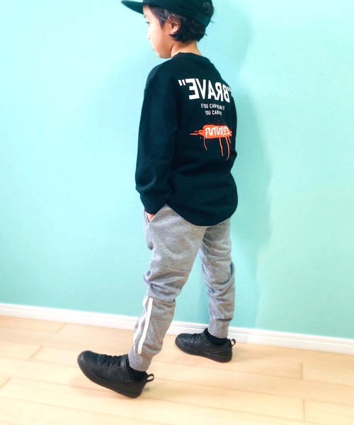 THE CASUAL（カジュアル）の「切り替え裾リブパンツ（スウェットパンツ・キッズ・ダークグリーン/杢グレー/ブラック/ネイビー/ベージュ/チャコール・110cm/120cm/130cm/140cm/150cm/160cm）」の11枚目の写真