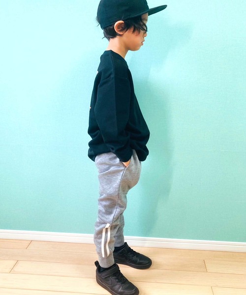 THE CASUAL（カジュアル）の「切り替え裾リブパンツ（スウェットパンツ・キッズ・ダークグリーン/杢グレー/ブラック/ネイビー/ベージュ/チャコール・110cm/120cm/130cm/140cm/150cm/160cm）」の13枚目の写真