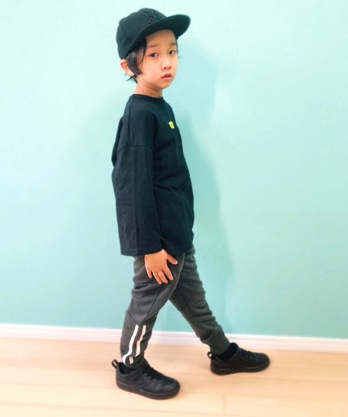 THE CASUAL（カジュアル）の「切り替え裾リブパンツ（スウェットパンツ・キッズ・ダークグリーン/杢グレー/ブラック/ネイビー/ベージュ/チャコール・110cm/120cm/130cm/140cm/150cm/160cm）」の17枚目の写真