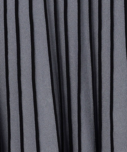 NICOLE white（ニコルホワイト）の「配色ラインニットプリーツスカート（スカート・レディース・ネイビー/オフホワイト/サックスブルー・FREE）」の11枚目の写真