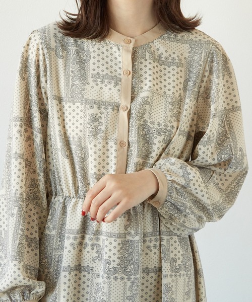 PAPAVER（パパヴェル）の「【PAPAVER】バンドカラー配色OP（ワンピース・レディース・キナリ/ブラック/ブルー・MEDIUM）」の8枚目の写真