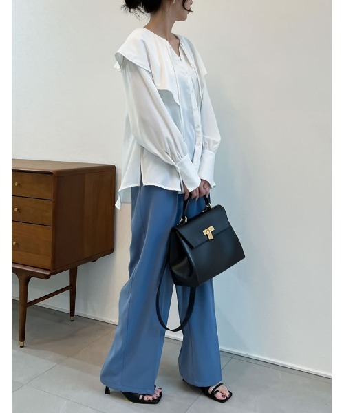 Re:EDIT（リエディ）の「キーネックデザインビッグカラーブラウス（シャツ/ブラウス・レディース・イエロー/ブルー/ホワイト/ブラック・LARGE/MEDIUM）」の15枚目の写真