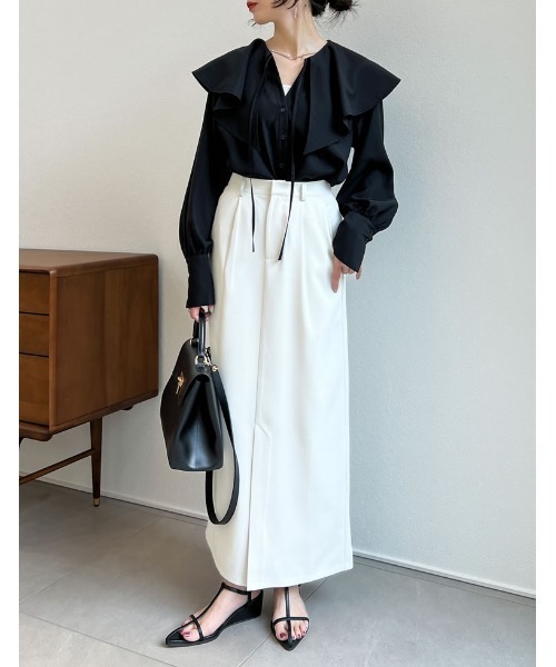 Re:EDIT（リエディ）の「キーネックデザインビッグカラーブラウス（シャツ/ブラウス・レディース・イエロー/ブルー/ホワイト/ブラック・LARGE/MEDIUM）」の7枚目の写真