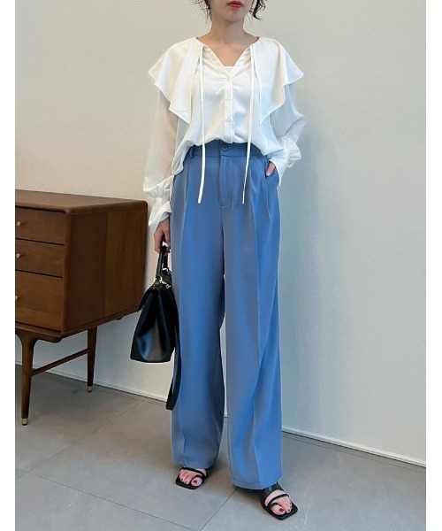 Re:EDIT（リエディ）の「キーネックデザインビッグカラーブラウス（シャツ/ブラウス・レディース・イエロー/ブルー/ホワイト/ブラック・LARGE/MEDIUM）」の13枚目の写真