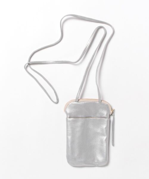 Ampersand(アンパサンド)の「Ampersand / アンパサンド ソフトレザー スマホポシェット フォンポーチ soft leather phone pochette AP21 A12 APS(ショルダーバッグ・レディース・ブラック/シルバー/ゴールド・FREE)」の5枚目の写真