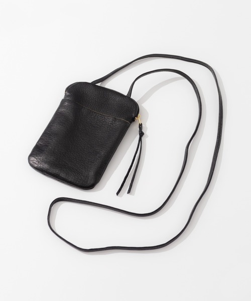 Ampersand(アンパサンド)の「Ampersand / アンパサンド ソフトレザー スマホポシェット フォンポーチ soft leather phone pochette AP21 A12 APS(ショルダーバッグ・レディース・ブラック/シルバー/ゴールド・FREE)」の1枚目の写真
