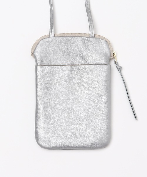 Ampersand(アンパサンド)の「Ampersand / アンパサンド ソフトレザー スマホポシェット フォンポーチ soft leather phone pochette AP21 A12 APS(ショルダーバッグ・レディース・ブラック/シルバー/ゴールド・FREE)」の12枚目の写真