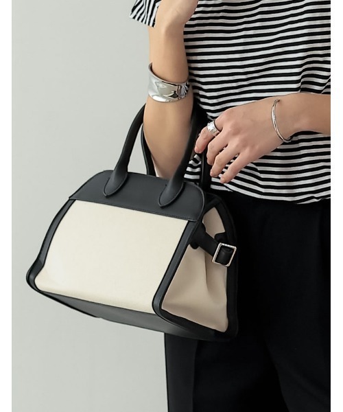 Re:EDIT（リエディ）の「フェイクレザー切り替えスクエアボストンバッグ（ボストンバッグ・レディース・ブラウン/ブラック・FREE）」の3枚目の写真