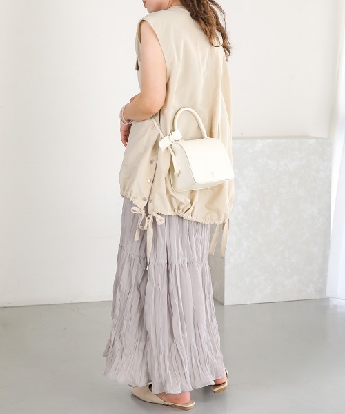 Bab(バブ)の「スクエアショルダーバッグ(ハンドバッグ・レディース・ブラック/ベージュ/アイボリー/キャメル・ONESIZE)」の18枚目の写真