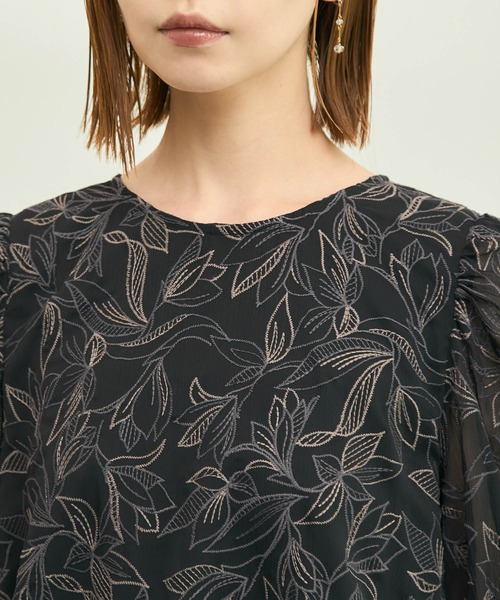 ROPE' PICNIC（ロペピクニック）の「【emur/エミュール】洗える/セットアップ対応/楊柳刺繍ブラウス（シャツ/ブラウス・レディース・ブラック/オフホワイト・38）」の14枚目の写真