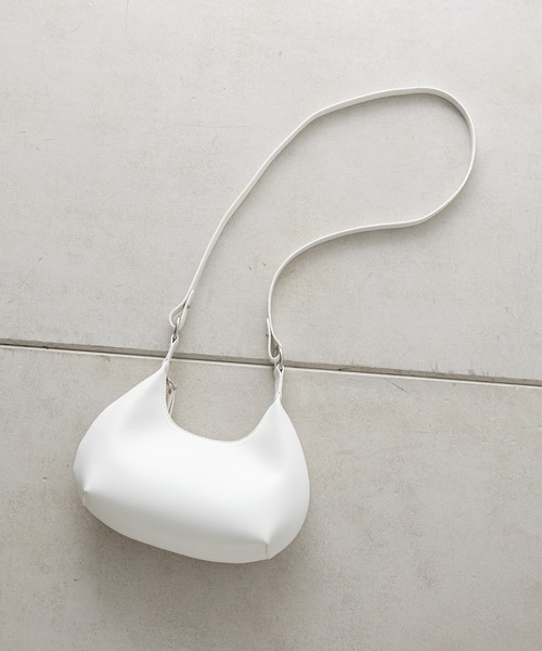 COLONY 2139（コロニートゥーワンスリーナイン）の「ハーフムーンバッグ（ショルダーバッグ・レディース・オフホワイト/イエロー/ブラック・FREE）」の5枚目の写真