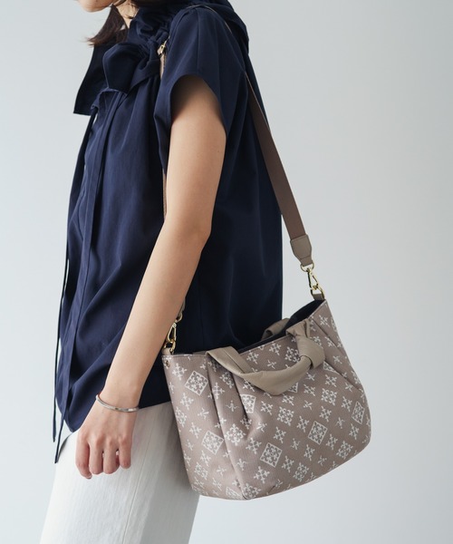 russet（ラシット）の「ノットデザイン2WAYトートバッグ(CE-1091)（トートバッグ・レディース・グレー/ライトグレー/ベージュ・FREE）」の9枚目の写真