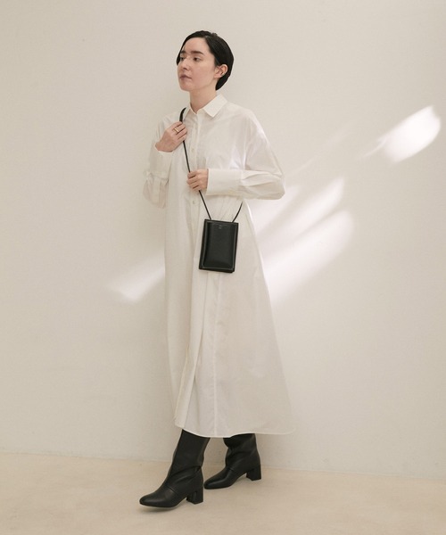 SALON adam et rope'（サロン アダム エ ロペ）の「スマホウォレットショルダー/ミニウォレット（ショルダーバッグ・レディース・ブラック/パープル/イエロー・FREE）」の5枚目の写真