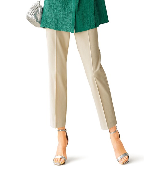 BELLUNA PLUS(ベルーナ)の「SOLOTEX(R)美脚見えパンツ62丈(その他パンツ・レディース・ロイヤルブルー/オレンジ/ネイビー/アイボリー・SMALL/LARGE/MEDIUM/X-LARGE)」の2枚目の写真